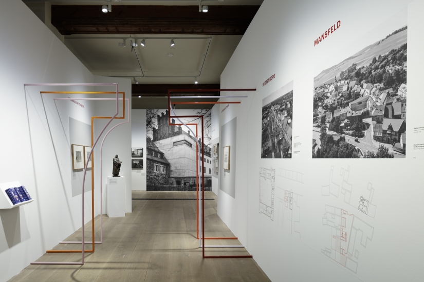 Rundgang durch die Ausstellung Rundgang durch die Ausstellung